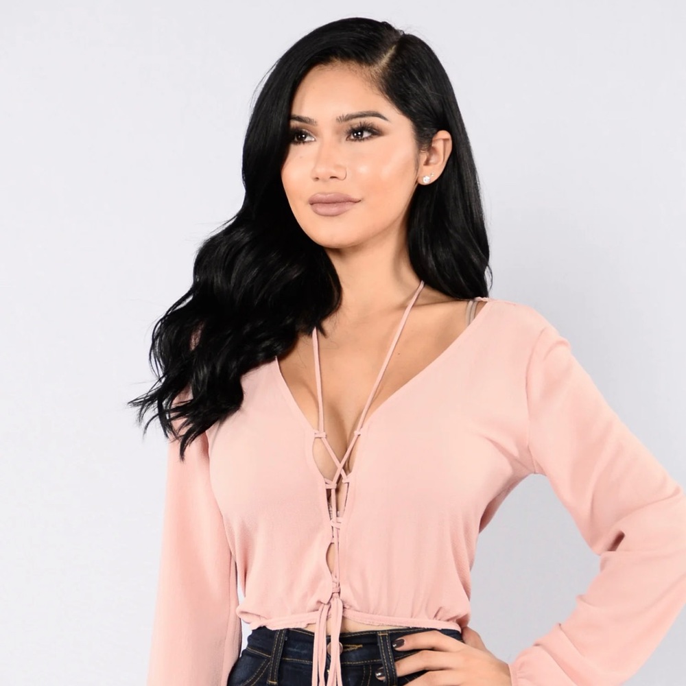 Fashion Nova NWT size 1x blush Top